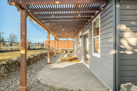 3721 SW Tommy Armour Lane Redmond OR 97756