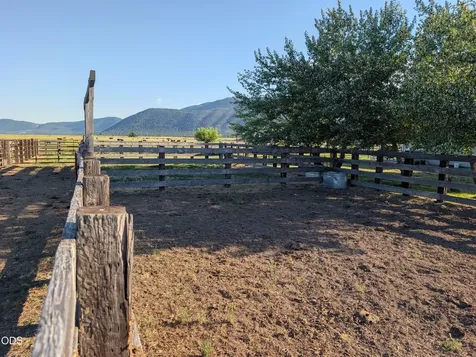 15655 W Langell Valley Road Bonanza OR 97623