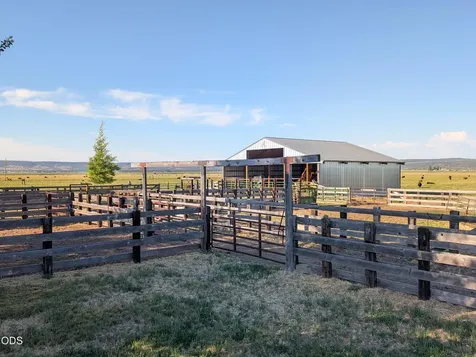 15655 W Langell Valley Road Bonanza OR 97623
