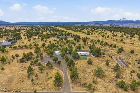 13005 SW Airstrip Lane Culver OR 97734