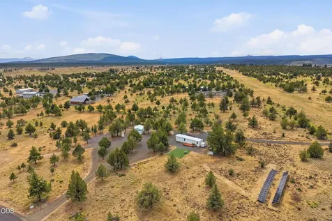 13005 SW Airstrip Lane Culver OR 97734