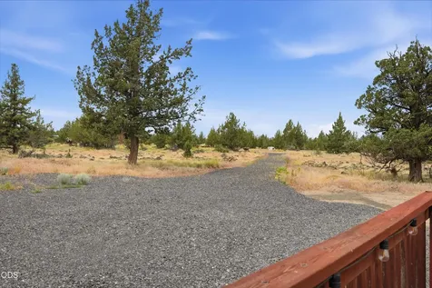 13005 SW Airstrip Lane Culver OR 97734