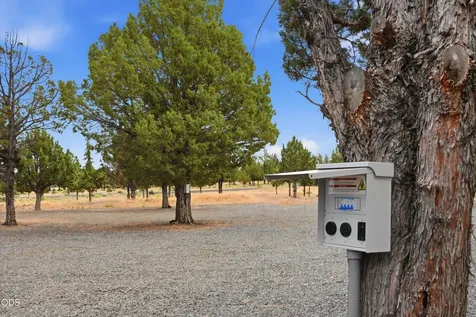 13005 SW Airstrip Lane Culver OR 97734
