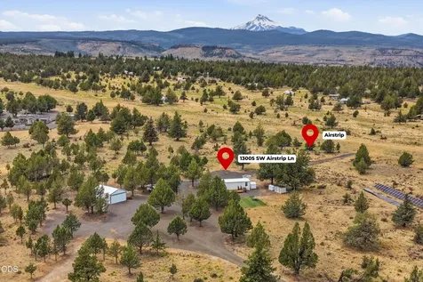 13005 SW Airstrip Lane Culver OR 97734