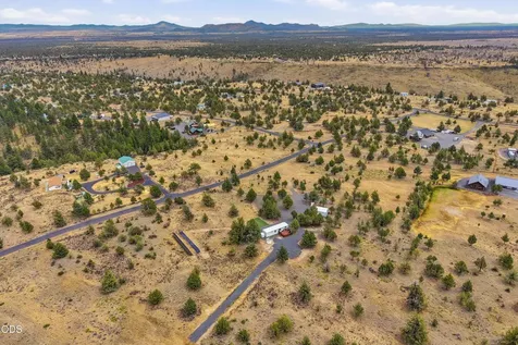 13005 SW Airstrip Lane Culver OR 97734