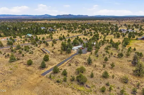 13005 SW Airstrip Lane Culver OR 97734