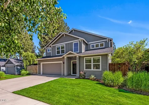 1641 W Hill Avenue Sisters OR 97759