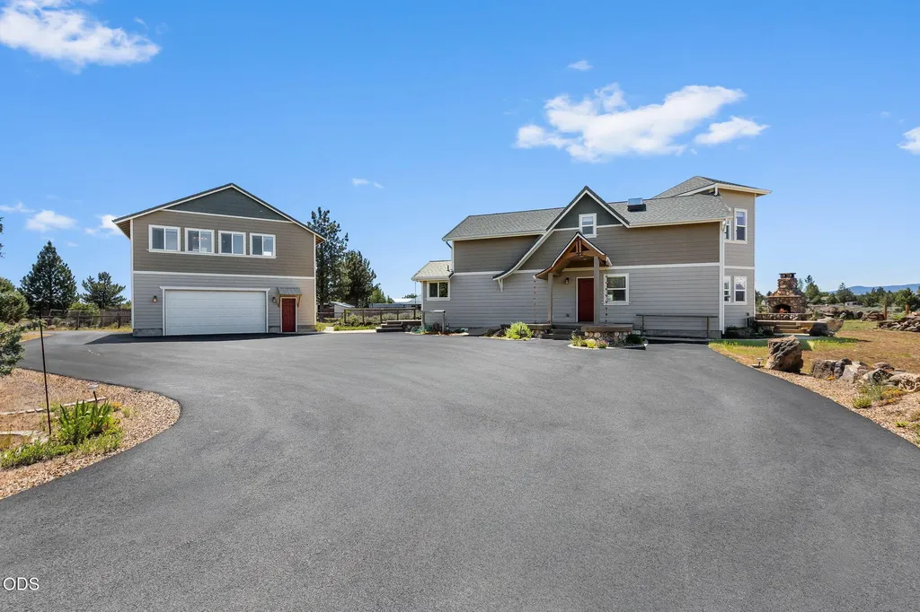 66967 Lance Road Bend OR 97703