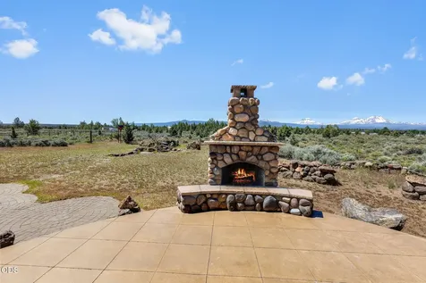 66967 Lance Road Bend OR 97703
