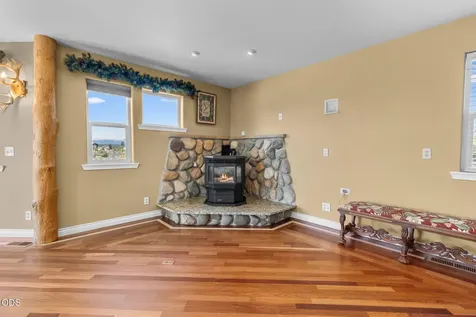 66967 Lance Road Bend OR 97703