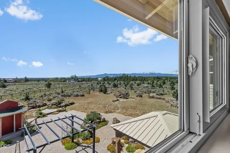 66967 Lance Road Bend OR 97703