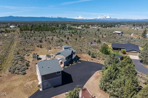 66967 Lance Road Bend OR 97703