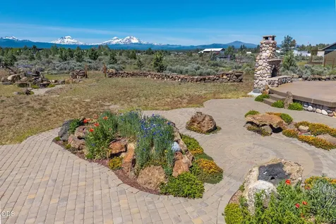 66967 Lance Road Bend OR 97703