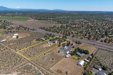 66967 Lance Road Bend OR 97703