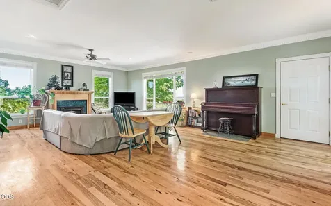 8341 SW Copley Road Powell Butte OR 97753