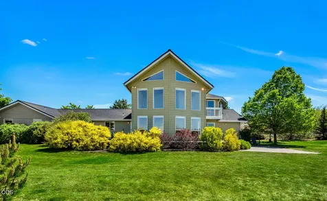 8341 SW Copley Road Powell Butte OR 97753