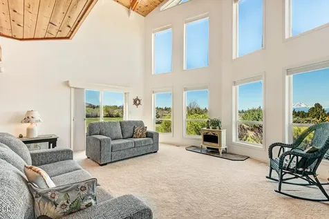 8341 SW Copley Road Powell Butte OR 97753