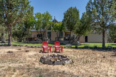 1433 NW 77th Redmond OR 97756