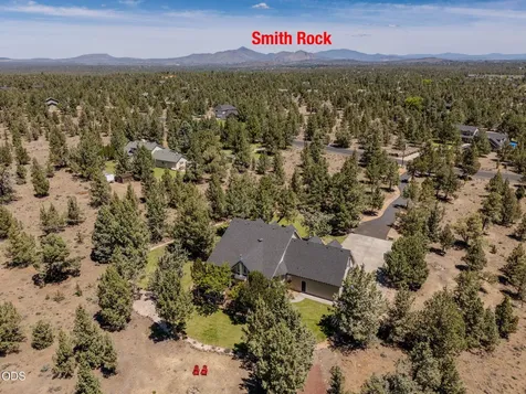1433 NW 77th Redmond OR 97756