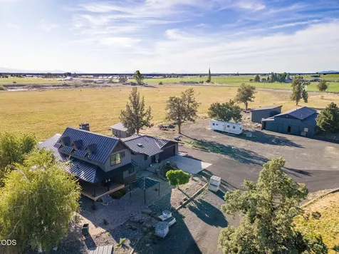 26275 Willard Road Bend OR 97701