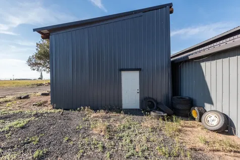 26275 Willard Road Bend OR 97701