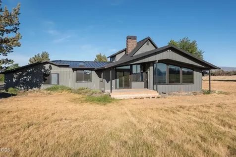 26275 Willard Road Bend OR 97701