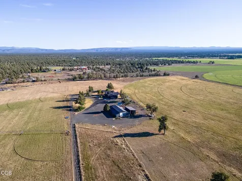 26275 Willard Road Bend OR 97701