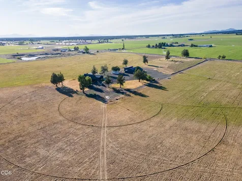 26275 Willard Road Bend OR 97701