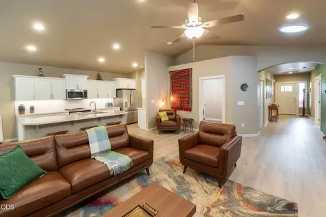 20417 SE Senden Lane Bend OR 97702