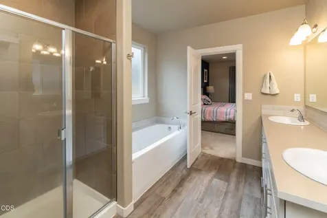 20417 SE Senden Lane Bend OR 97702