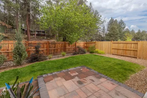 20417 SE Senden Lane Bend OR 97702