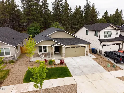20417 SE Senden Lane Bend OR 97702