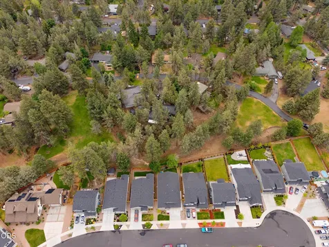 20417 SE Senden Lane Bend OR 97702