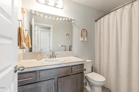 16504 Pine Creek Drive La Pine OR 97739