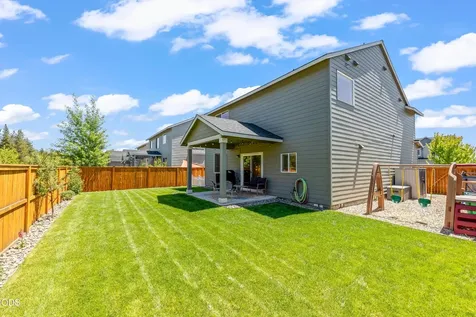 16504 Pine Creek Drive La Pine OR 97739