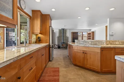 60376 Arnold Market Bend OR 97702