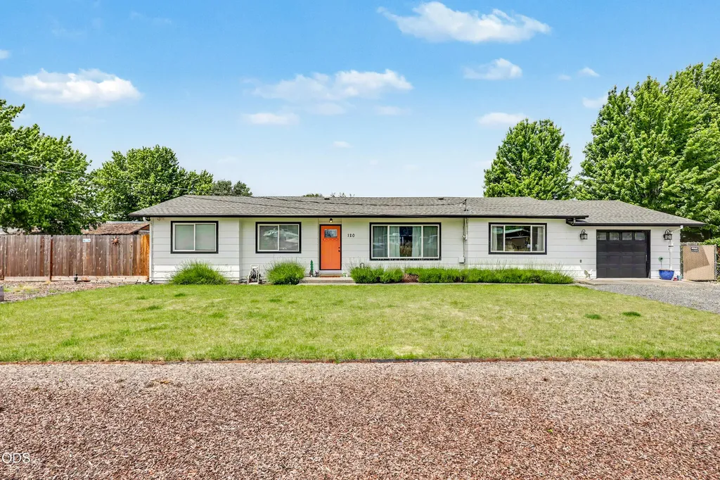 120 Neila Lane Grants Pass OR 97527