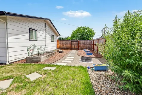 120 Neila Lane Grants Pass OR 97527