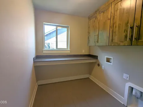 2337 NW Debron Lane Bend OR 97703