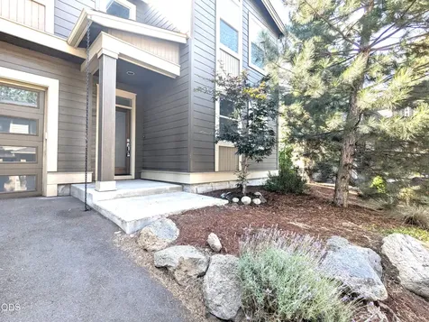 2337 NW Debron Lane Bend OR 97703