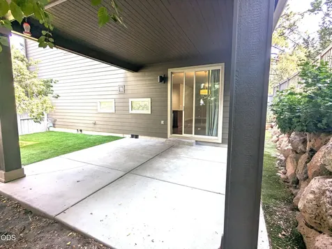 2337 NW Debron Lane Bend OR 97703
