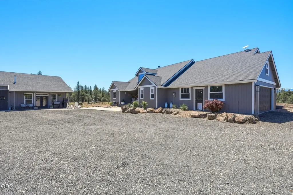 69550 Pine Ridge Drive Sisters OR 97759