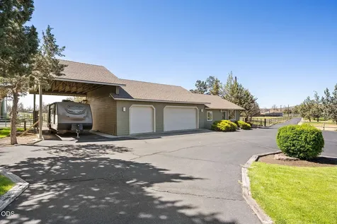 6900 NE 1st Street Redmond OR 97756