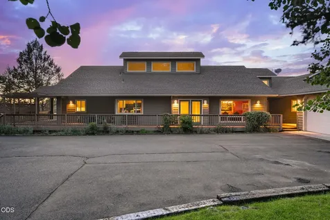 6900 NE 1st Street Redmond OR 97756