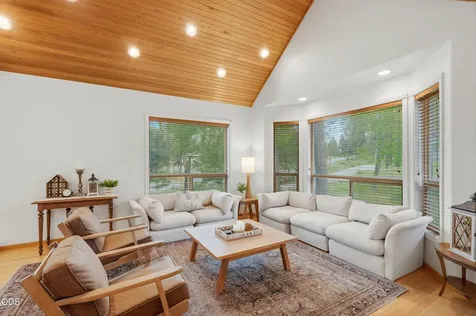 18004 Tan Oak Lane Sunriver OR 97707