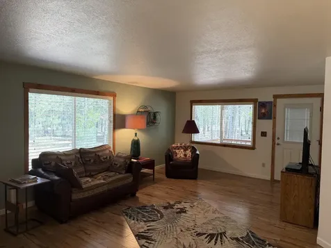 15740 Cornell Road La Pine OR 97739
