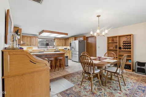 1853 Ridge Water Drive Sutherlin OR 97479
