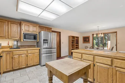 1853 Ridge Water Drive Sutherlin OR 97479