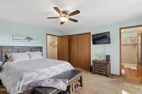 1853 Ridge Water Drive Sutherlin OR 97479
