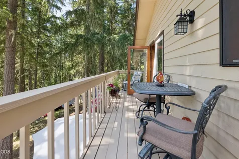1853 Ridge Water Drive Sutherlin OR 97479